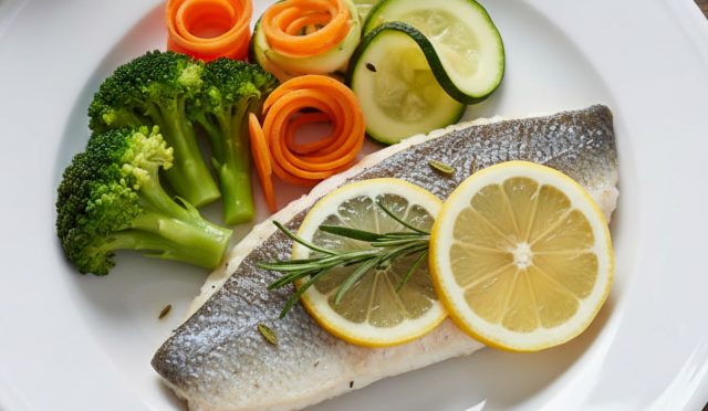 Az Kalorili Buharda Pişmiş Levrek Tarifi